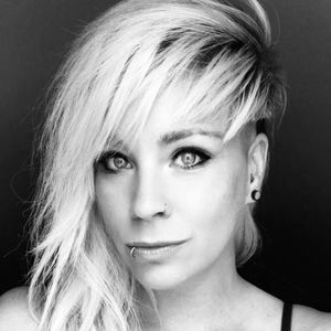 Meet your Posher, Elizabeth elijah